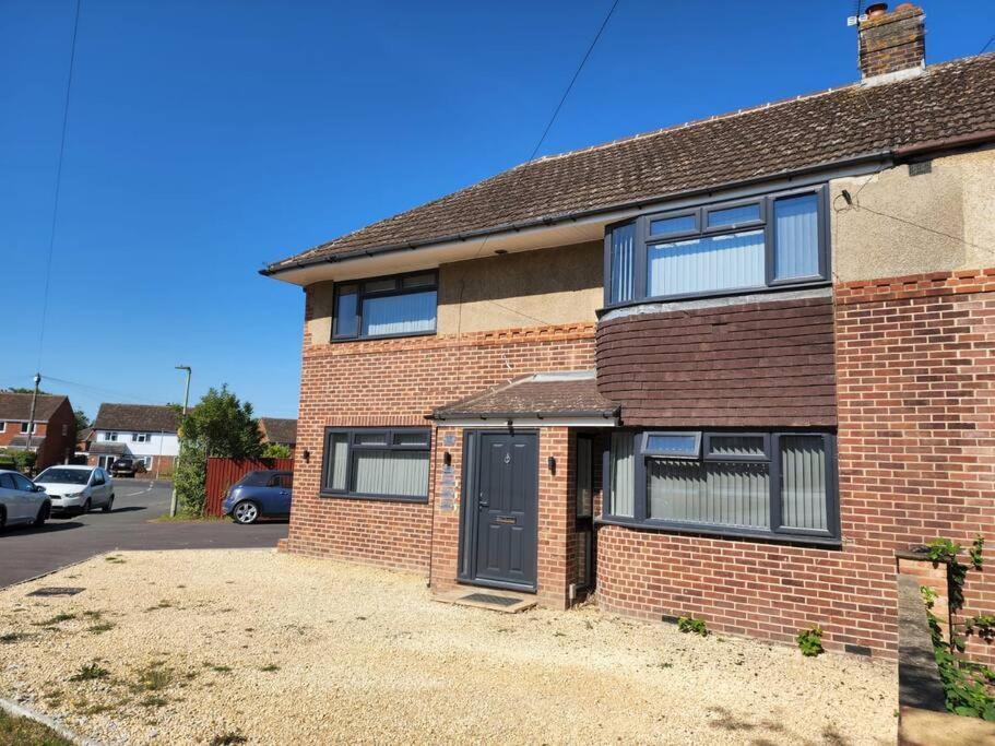 Hazel 1-Bedroom Cousy Flat, Parking, Wifi, Prime Location, Close To Blenheim Palace & Oxford Кідлінґтон Екстер'єр фото