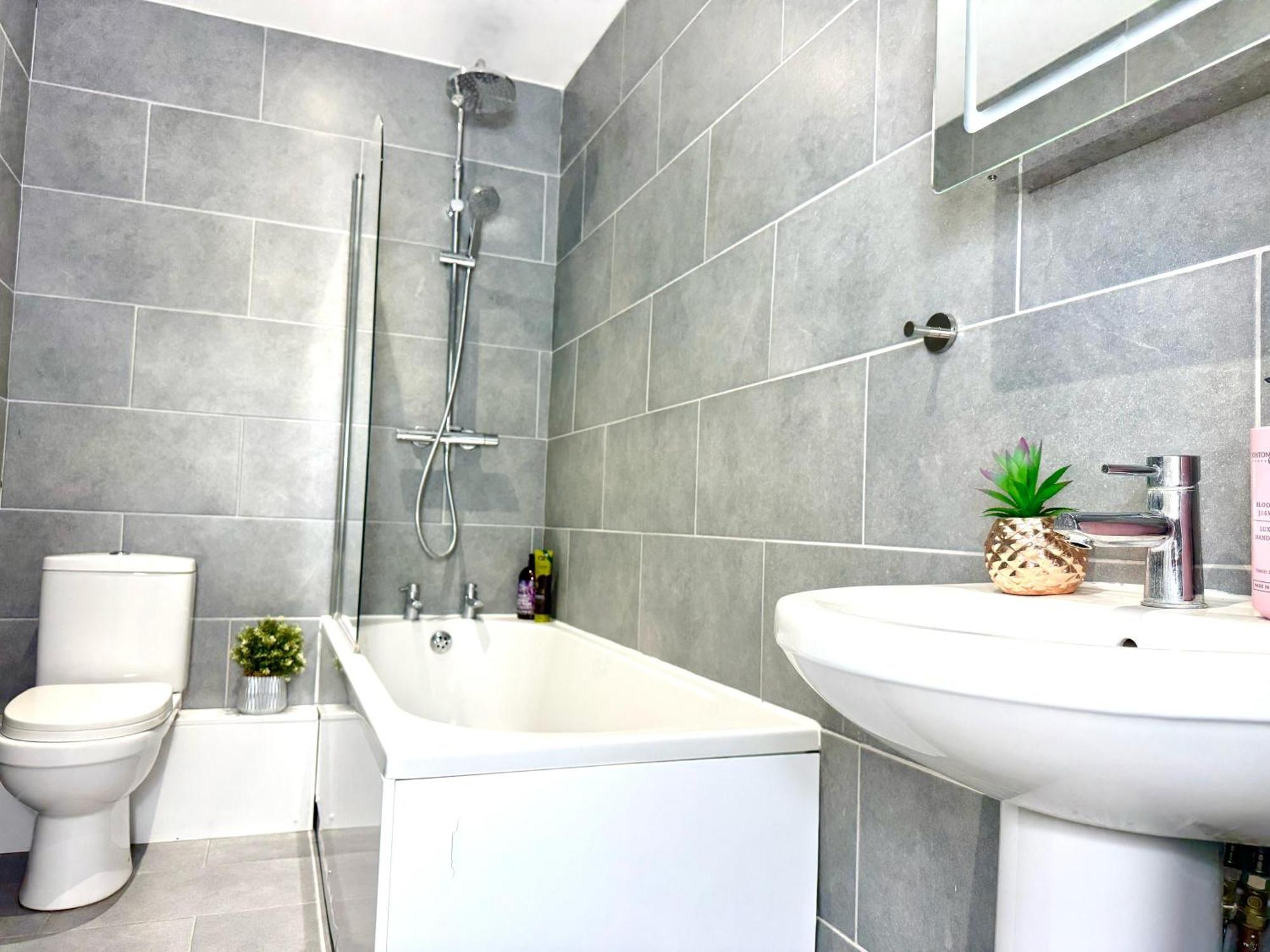 Hazel 1-Bedroom Cousy Flat, Parking, Wifi, Prime Location, Close To Blenheim Palace & Oxford Кідлінґтон Екстер'єр фото