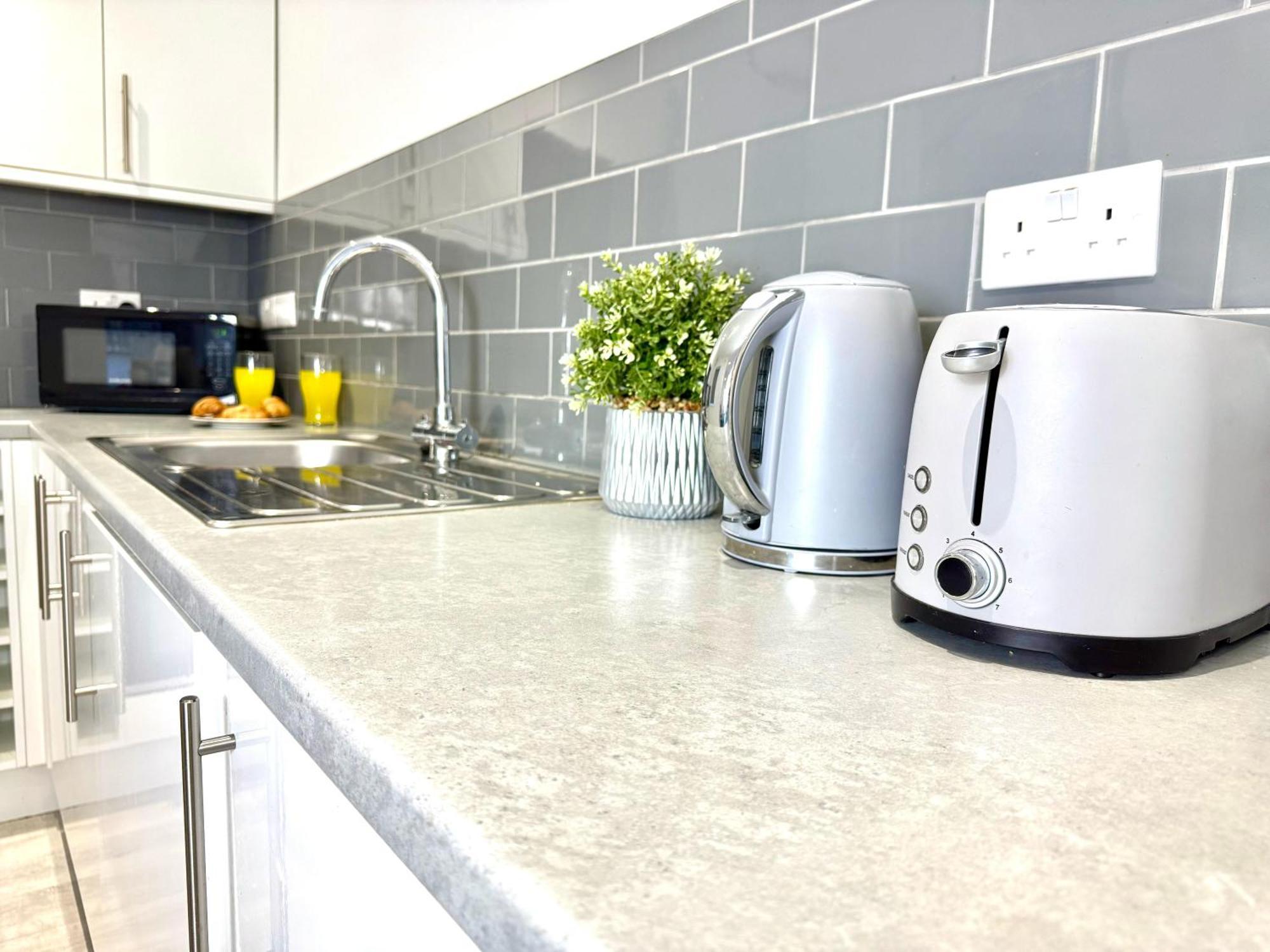 Hazel 1-Bedroom Cousy Flat, Parking, Wifi, Prime Location, Close To Blenheim Palace & Oxford Кідлінґтон Екстер'єр фото